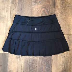 Black Lululemon skirt - Pace setter